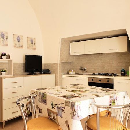 Villa Casa Rione Medievale à Monte SantʼAngelo Extérieur photo