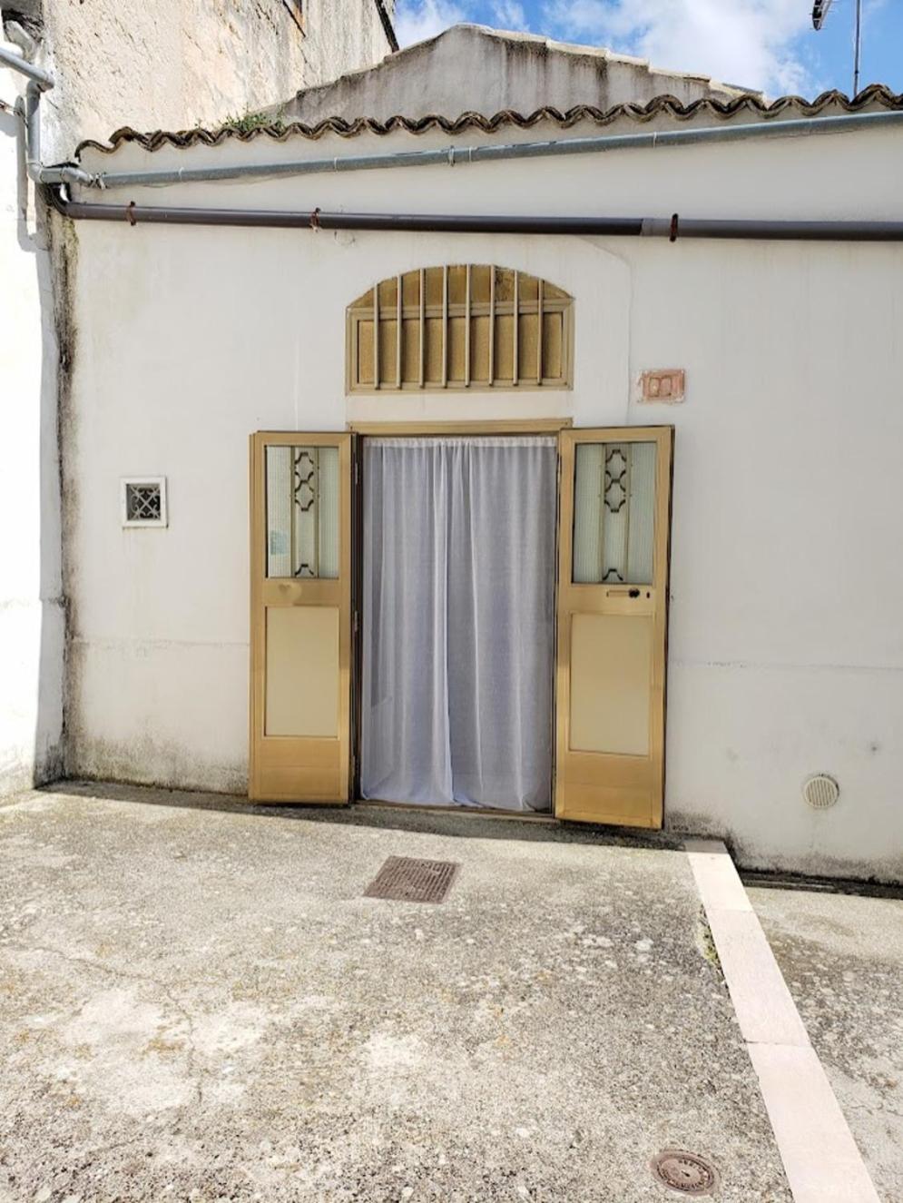 Villa Casa Rione Medievale à Monte SantʼAngelo Extérieur photo